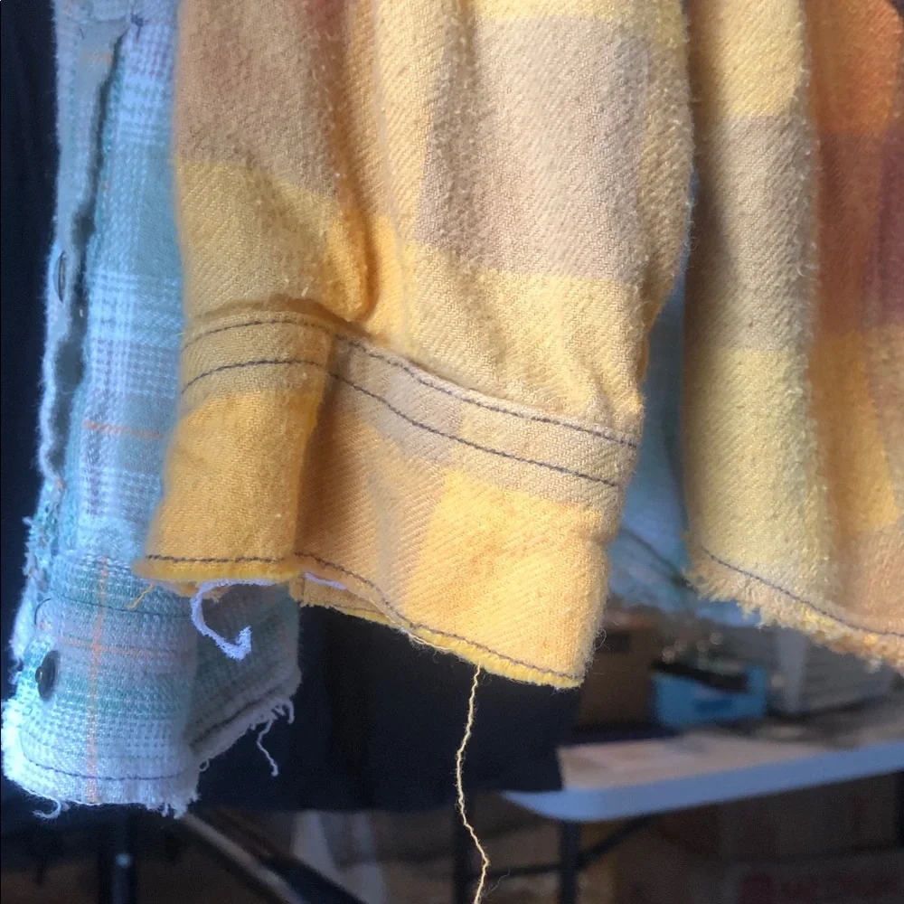 Men's Plaid Button-Up Shirt Jacket in Yellow and Brown